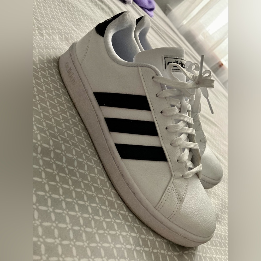 Adidas Women’s Grand Court